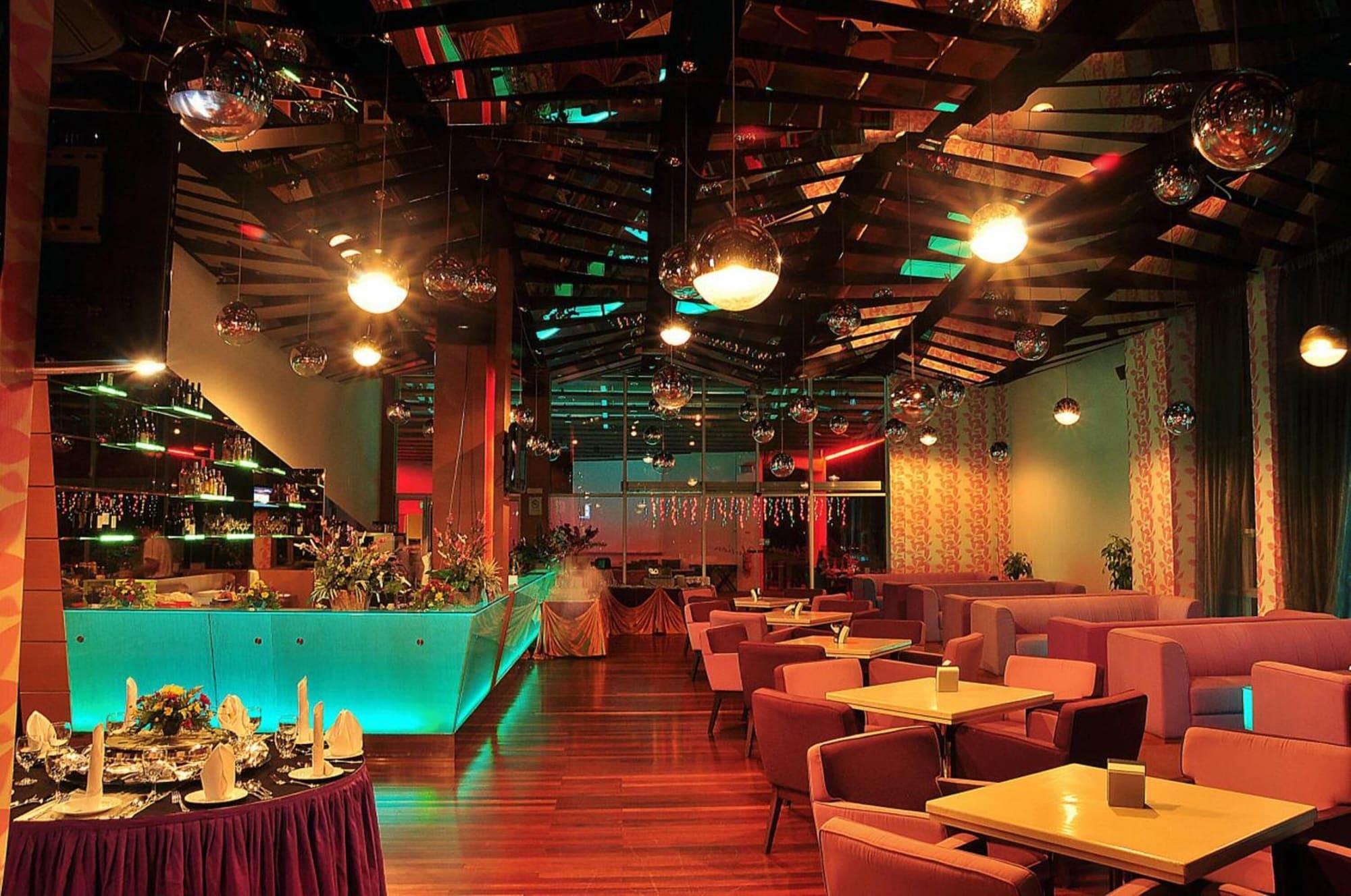 Restaurant Courtyard Hotel @ 1Borneo