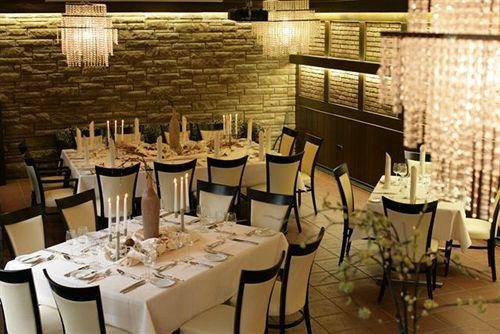 Salón de Baile Hotel & Restaurant Akazienhof