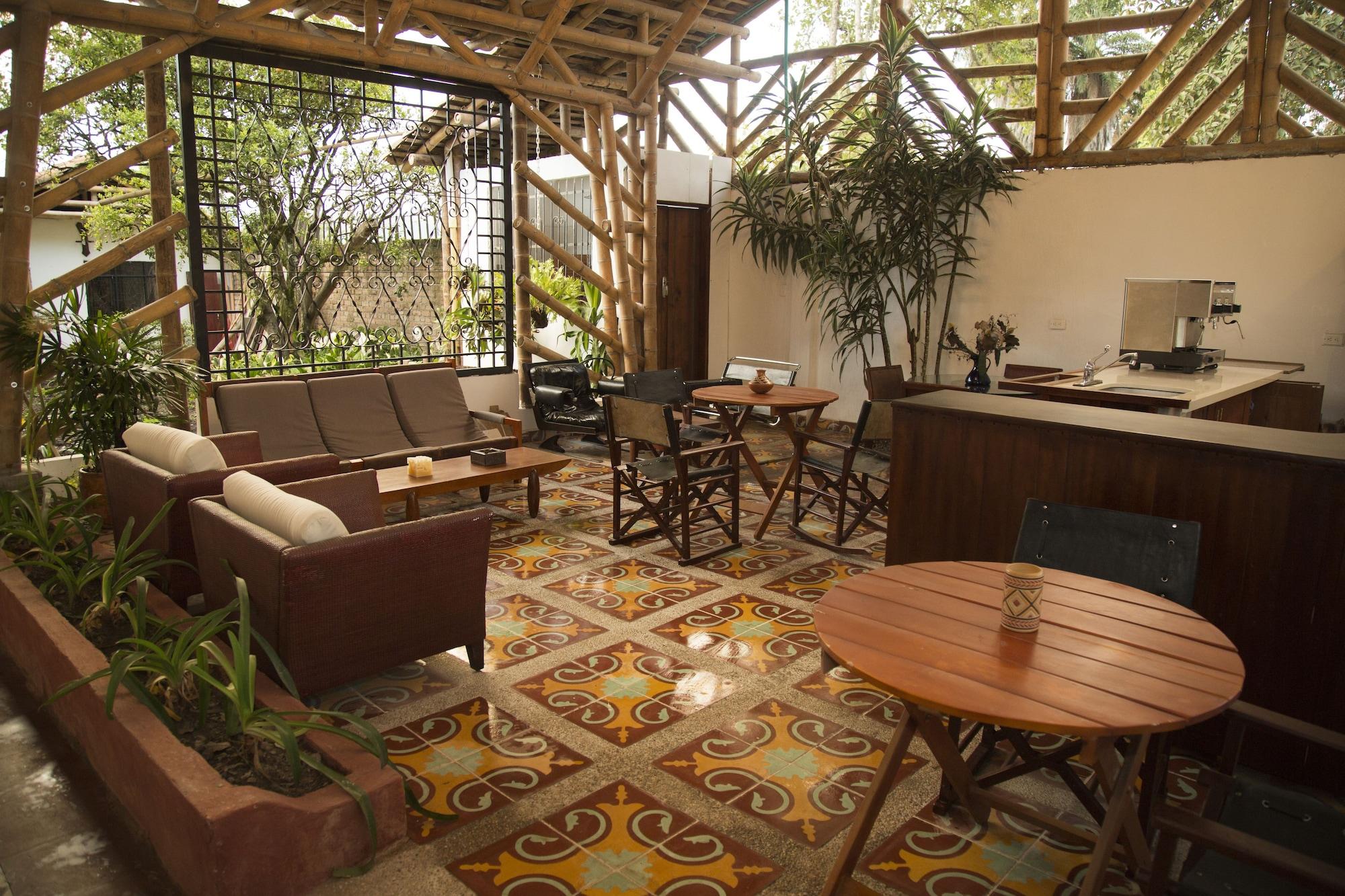 Bar/Salón Casa Carmelita Hotel