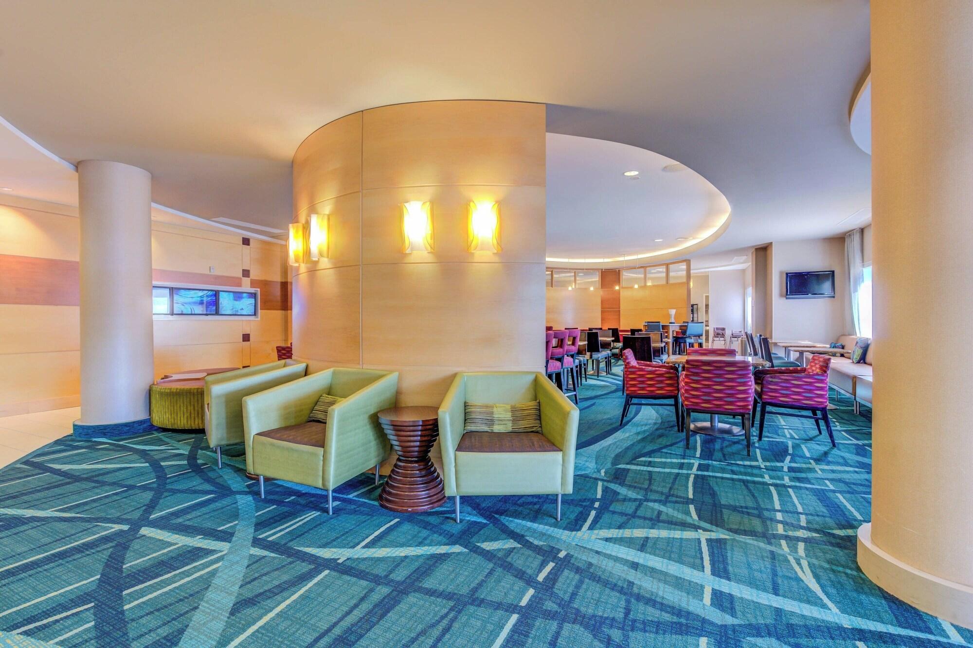 Vista Lobby SpringHill Suites by Marriott Arundel Mills BWI Airport