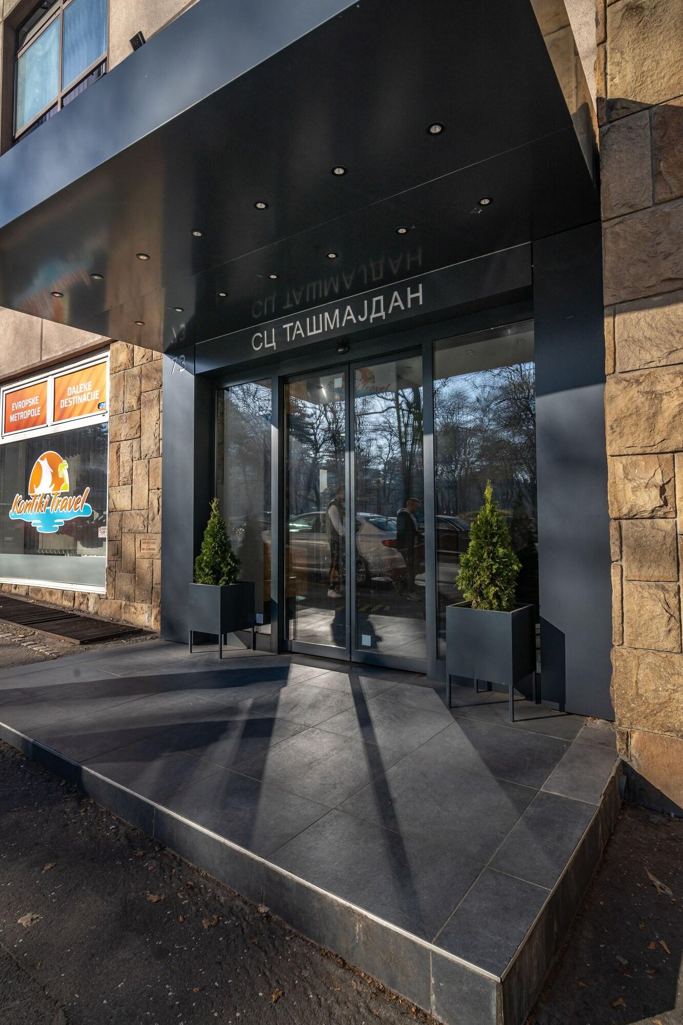 Vista Exterior City Joy Tasmajdan