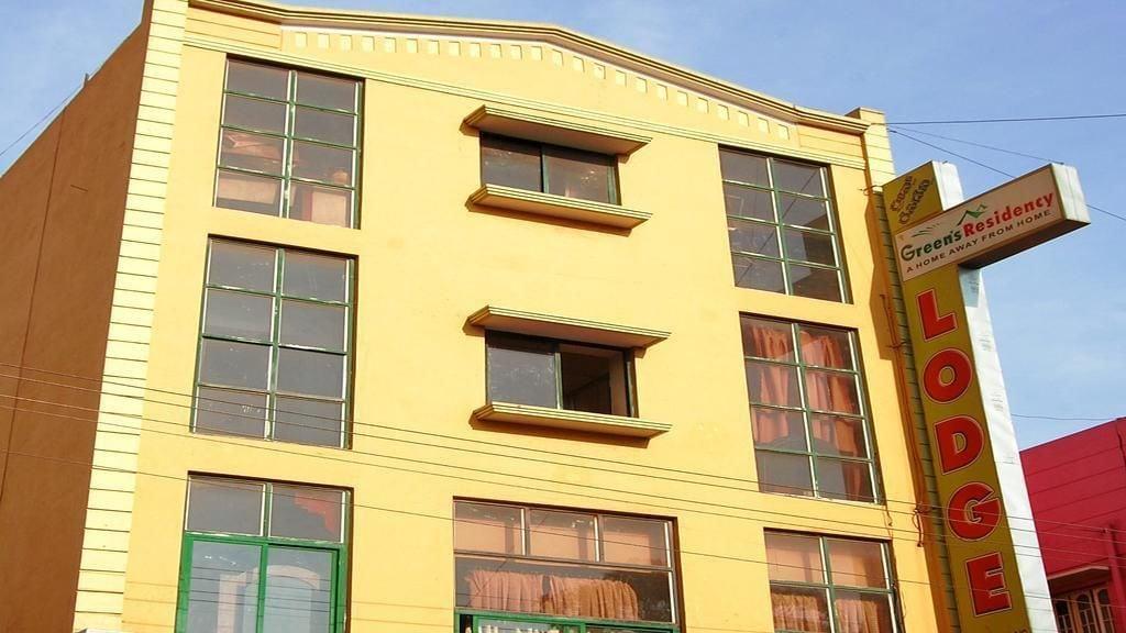 Vista Exterior Green's Residency