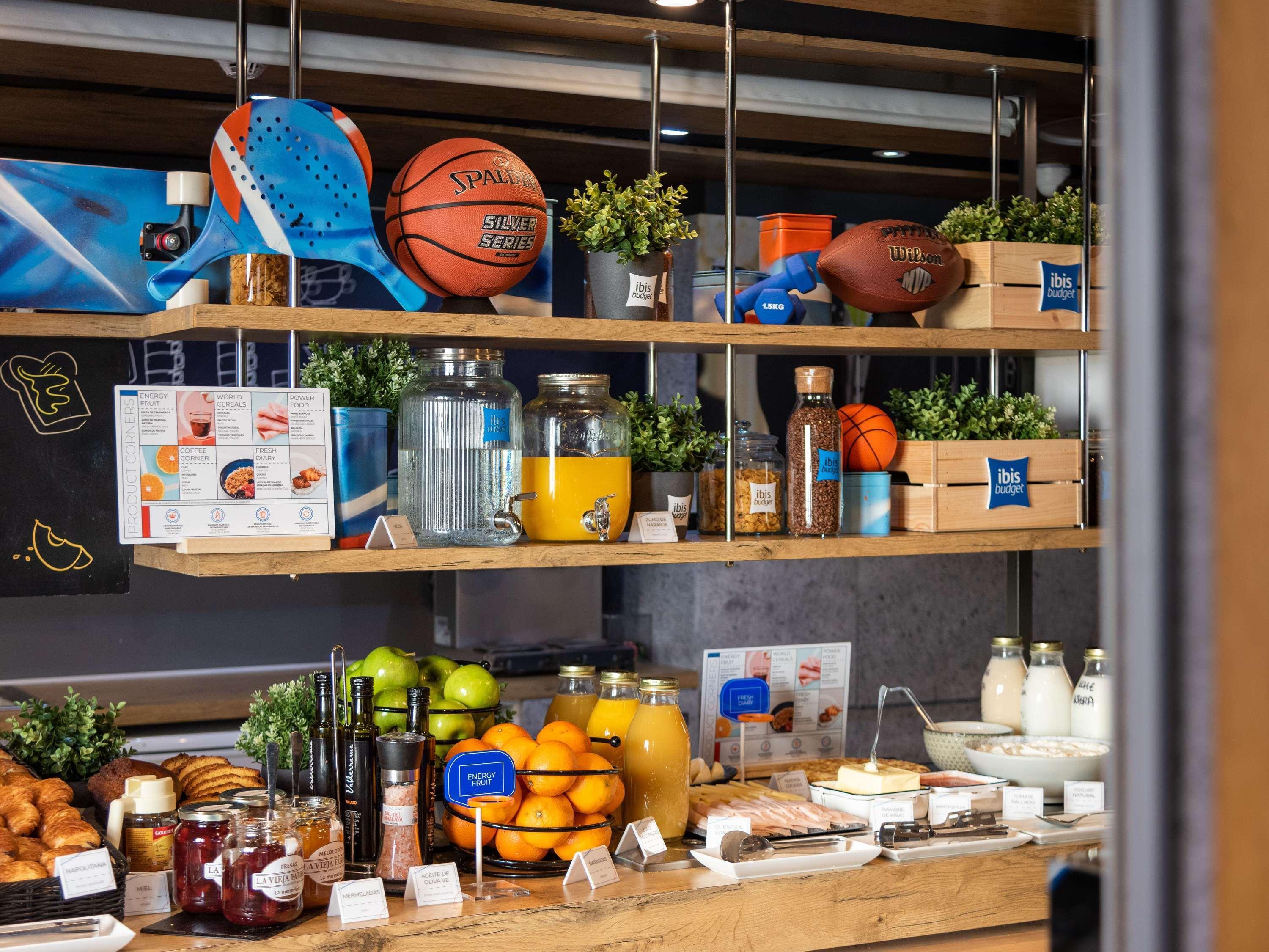 Vista Exterior ibis budget Madrid Calle Alcalá