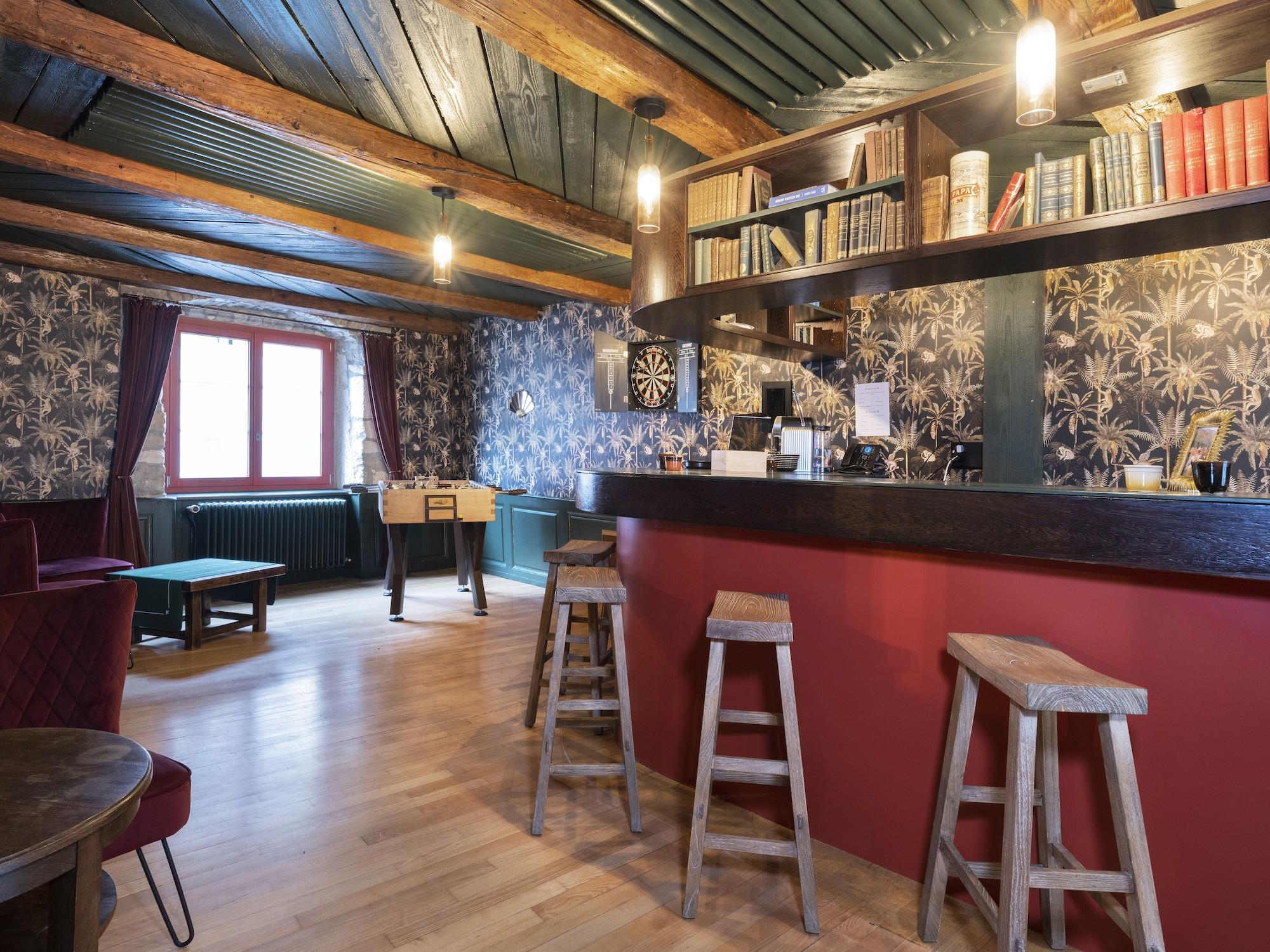 Instalaciones Recreativas Peanut Medieval Lodge