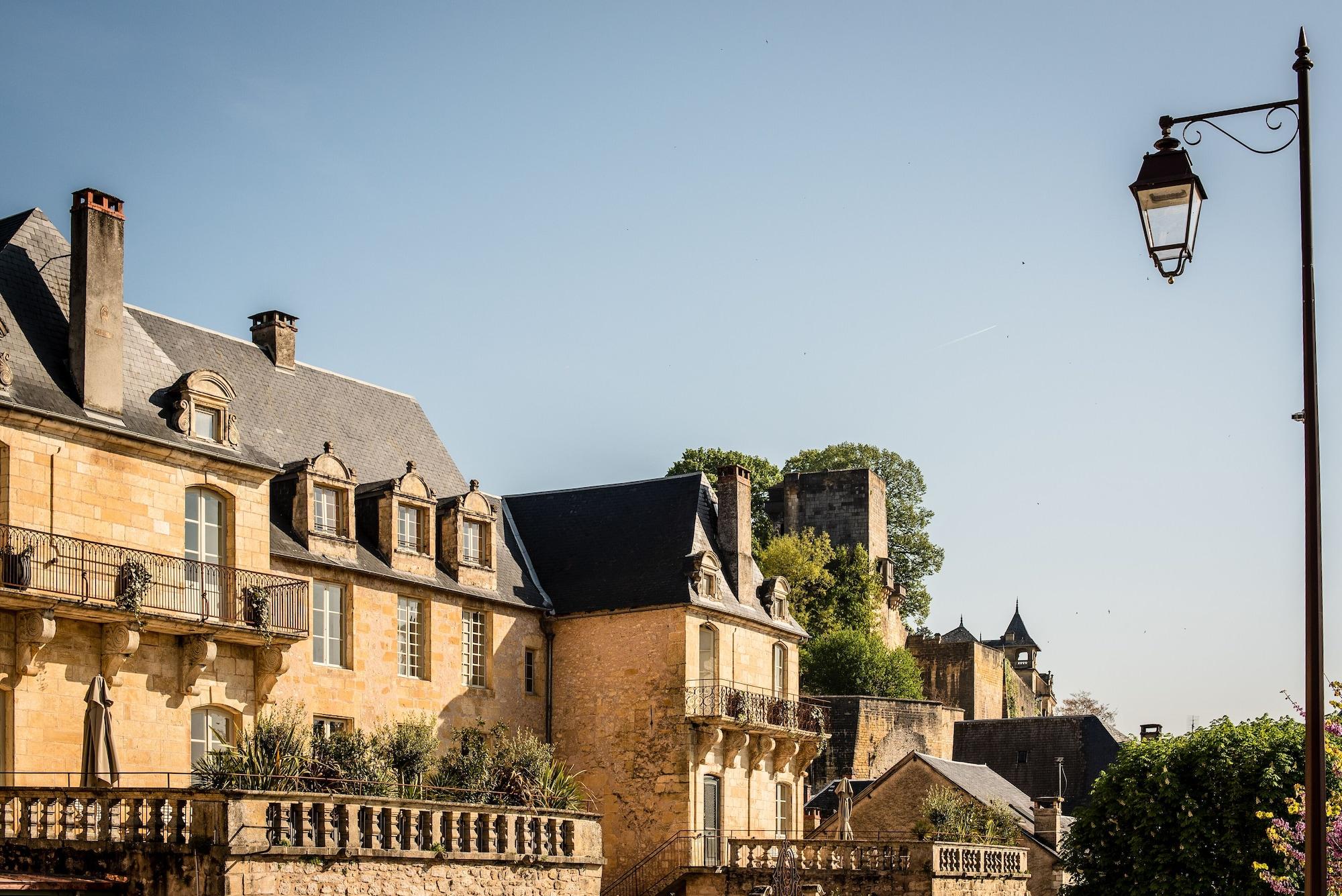 Vista Exterior Hôtel de Bouilhac