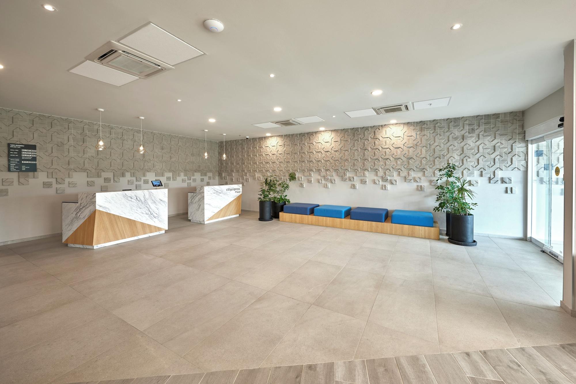 Vista Lobby City Express Plus by Marriott Cancún Aeropuerto Riviera