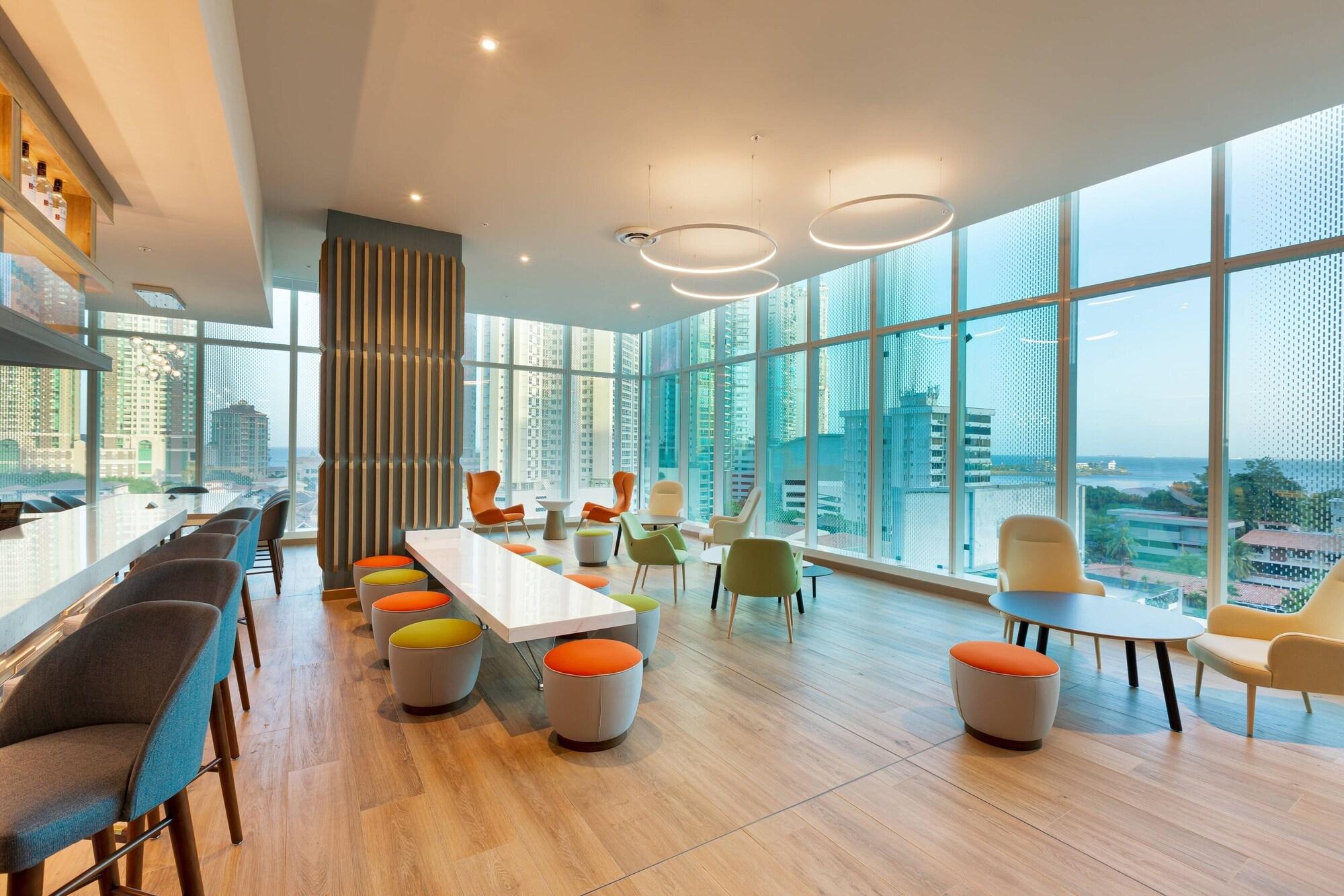 Vista Exterior Residence Inn by Marriott Panama City