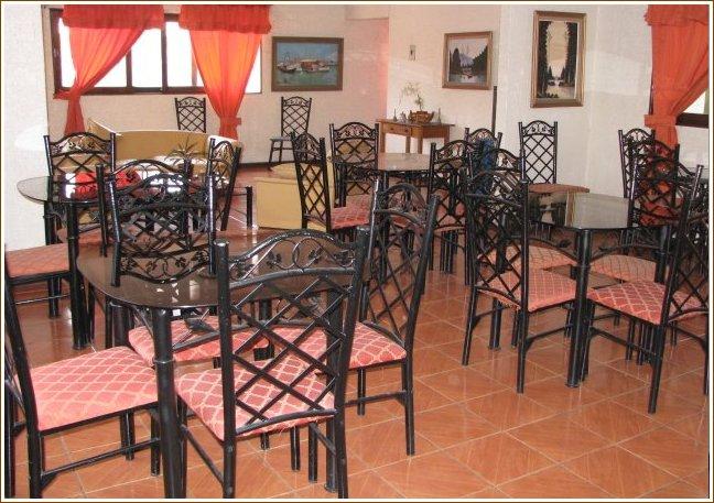 Bar/Salón Hostal Beach