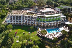 Alojamiento - Grand Hotel President