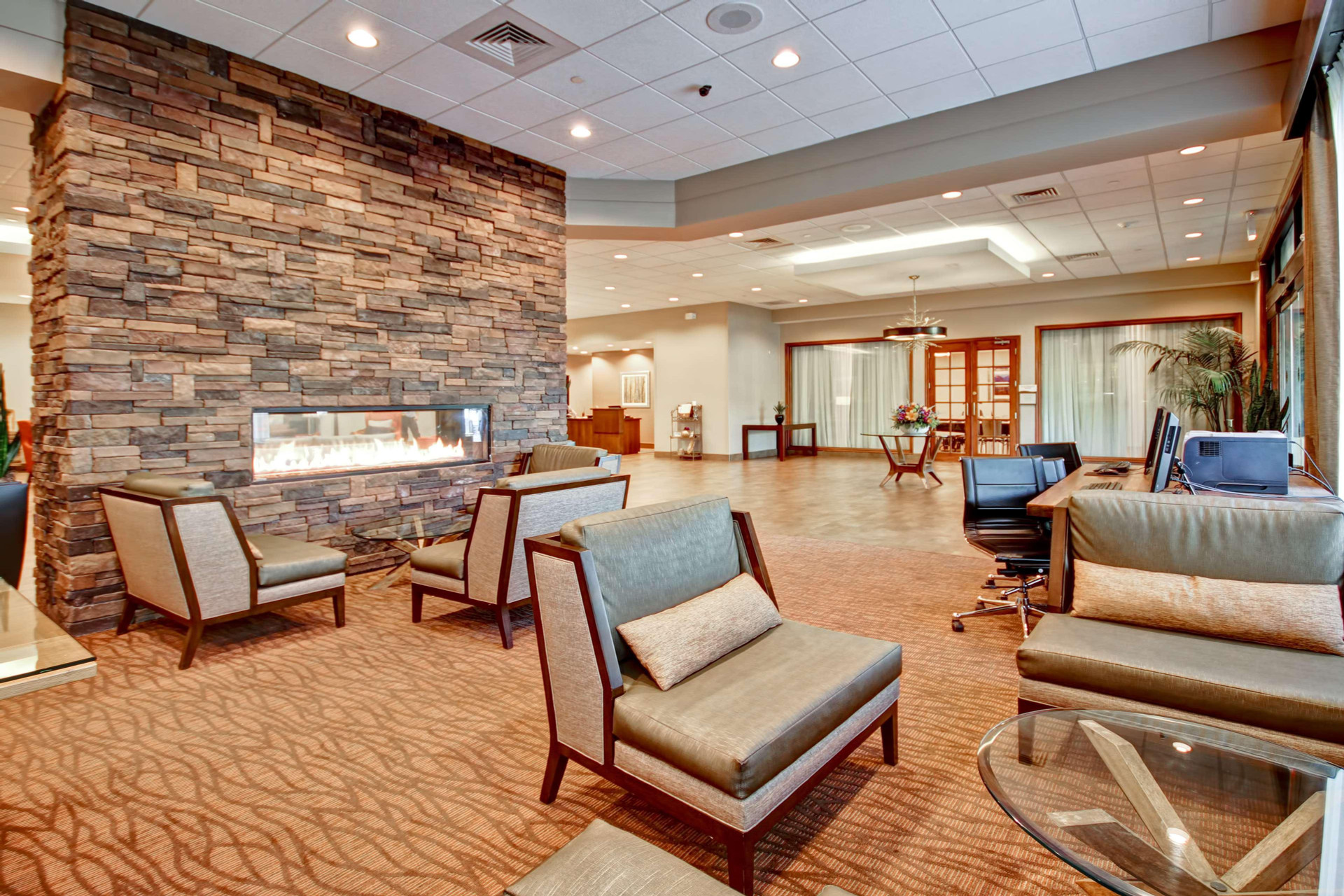 Vista Lobby DoubleTree by Hilton Hotel Flagstaff