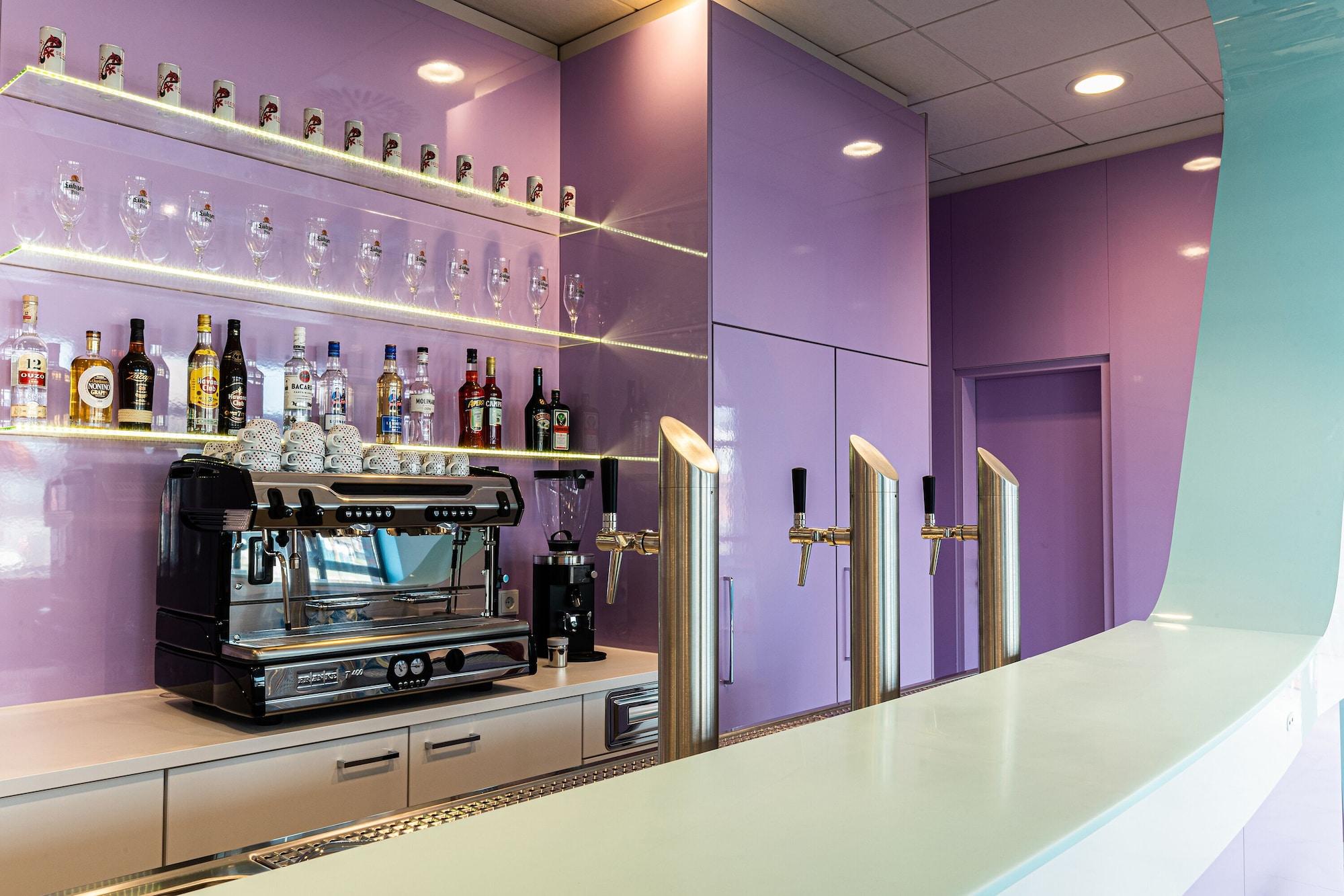 Bar/Salón Prize by Radisson, Rostock City