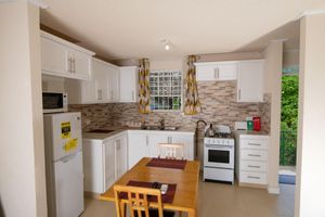Renta Vacacional - THE Cottage, Saint Davids, Christ Church, Barbados