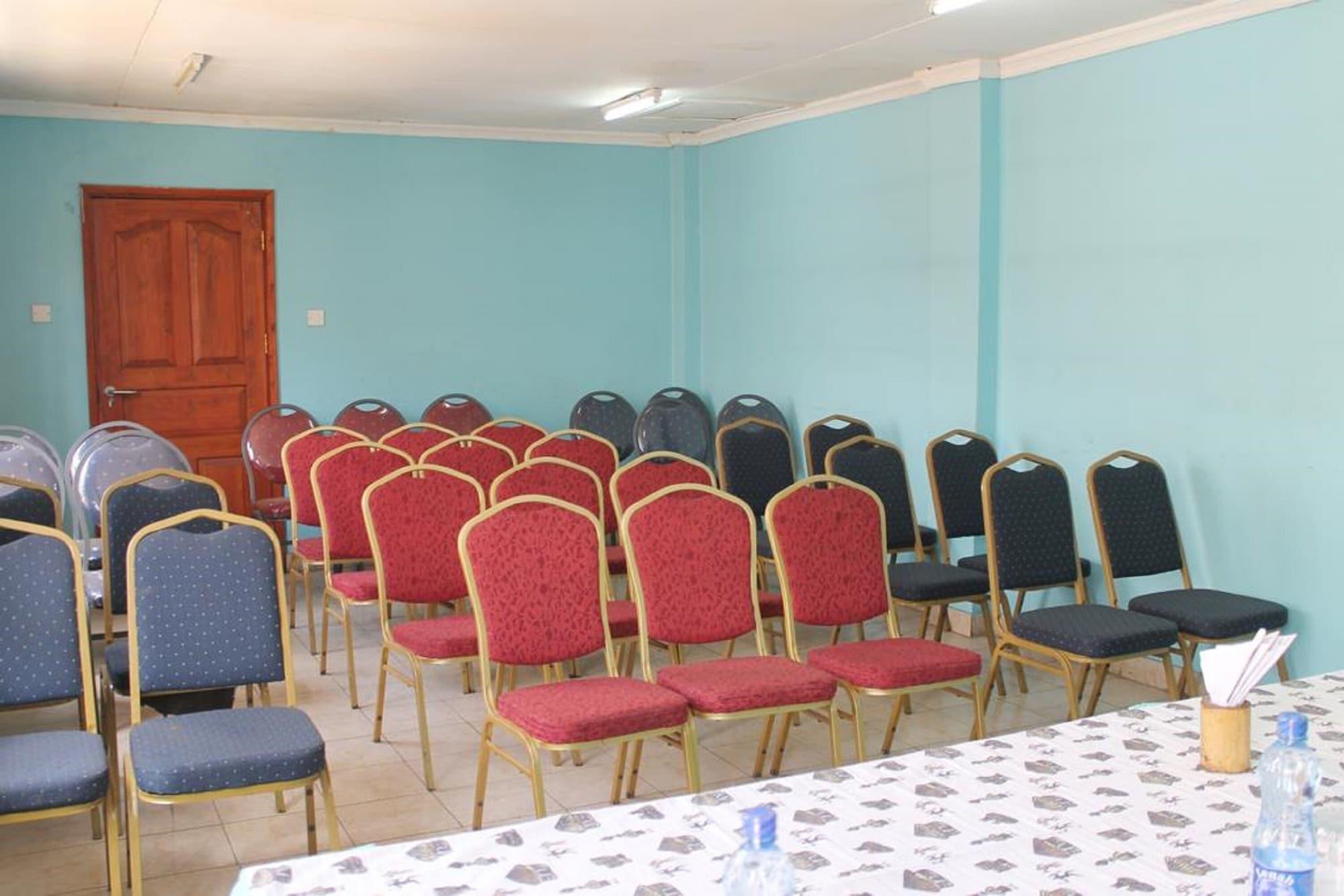 Sala de Reuniones La Jardine Hotel