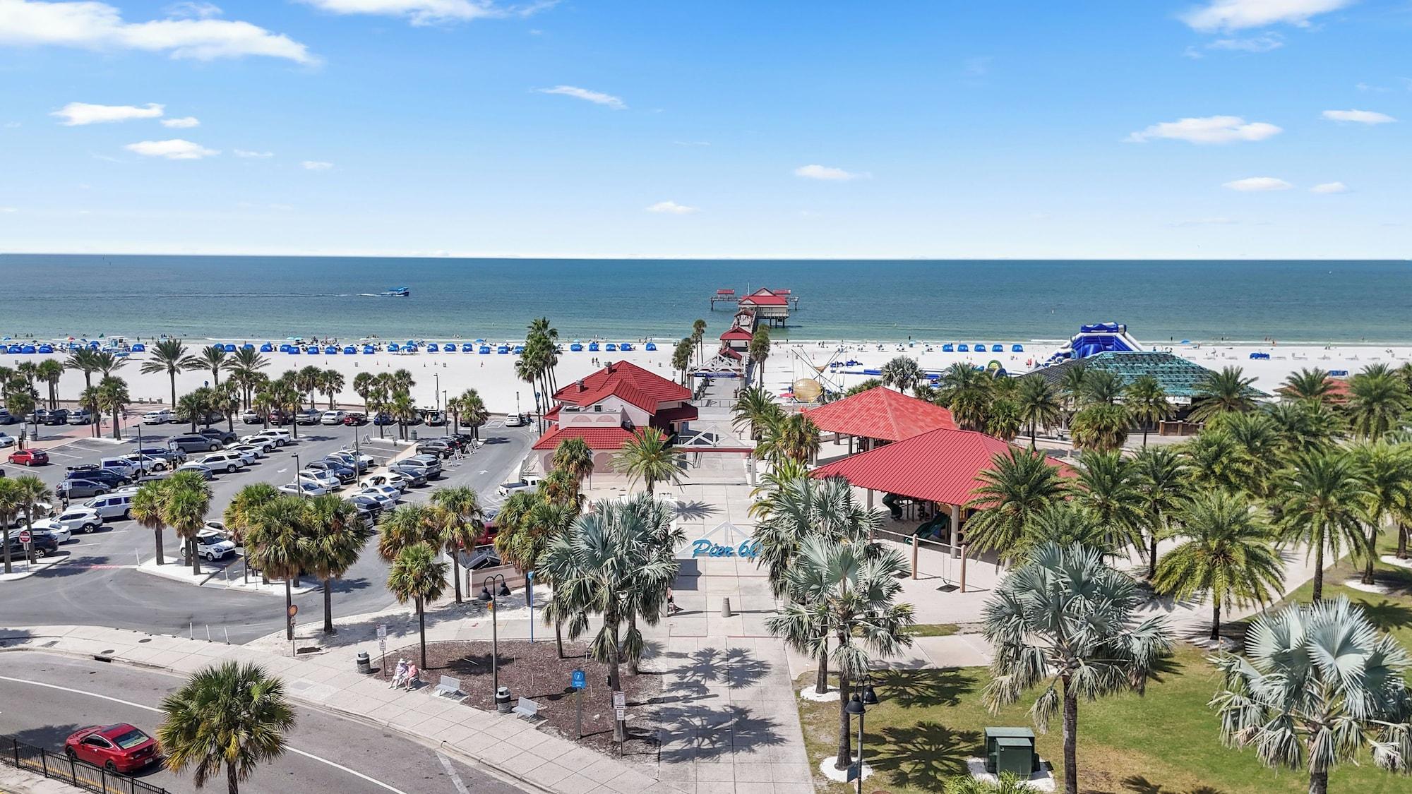Playa Pelican Pointe Clearwater Beach Hotel