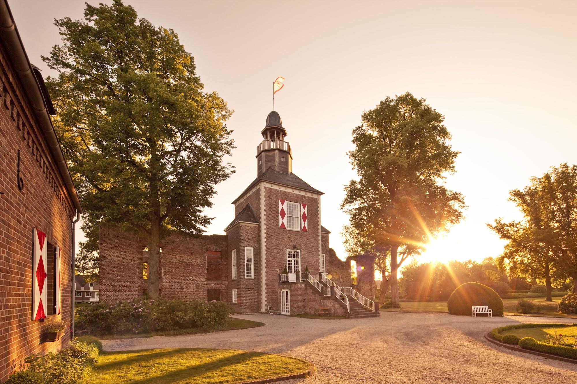 Vista Exterior Hotel Schloss Hertefeld