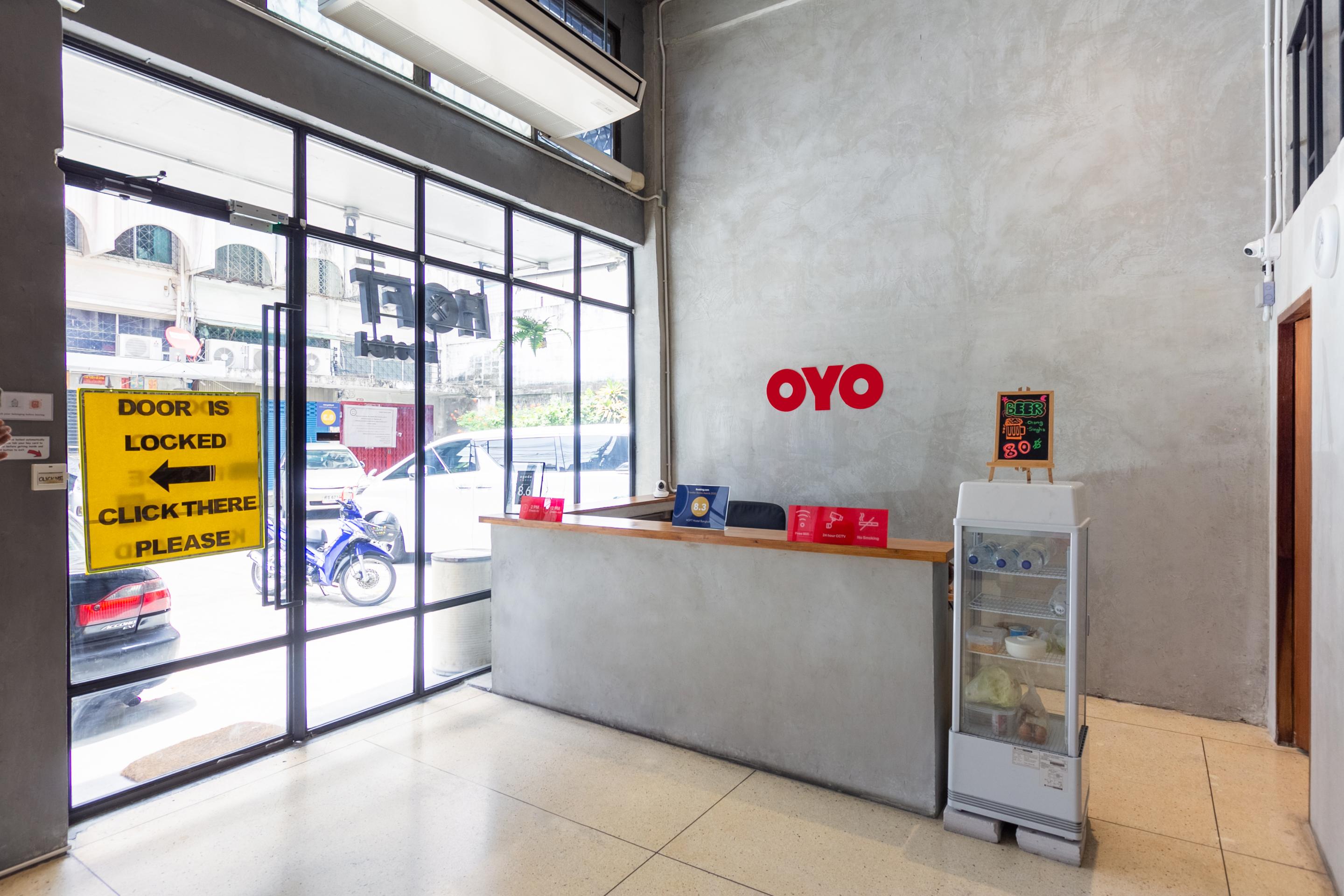 Vista Lobby Hoft Hostel Bangkok