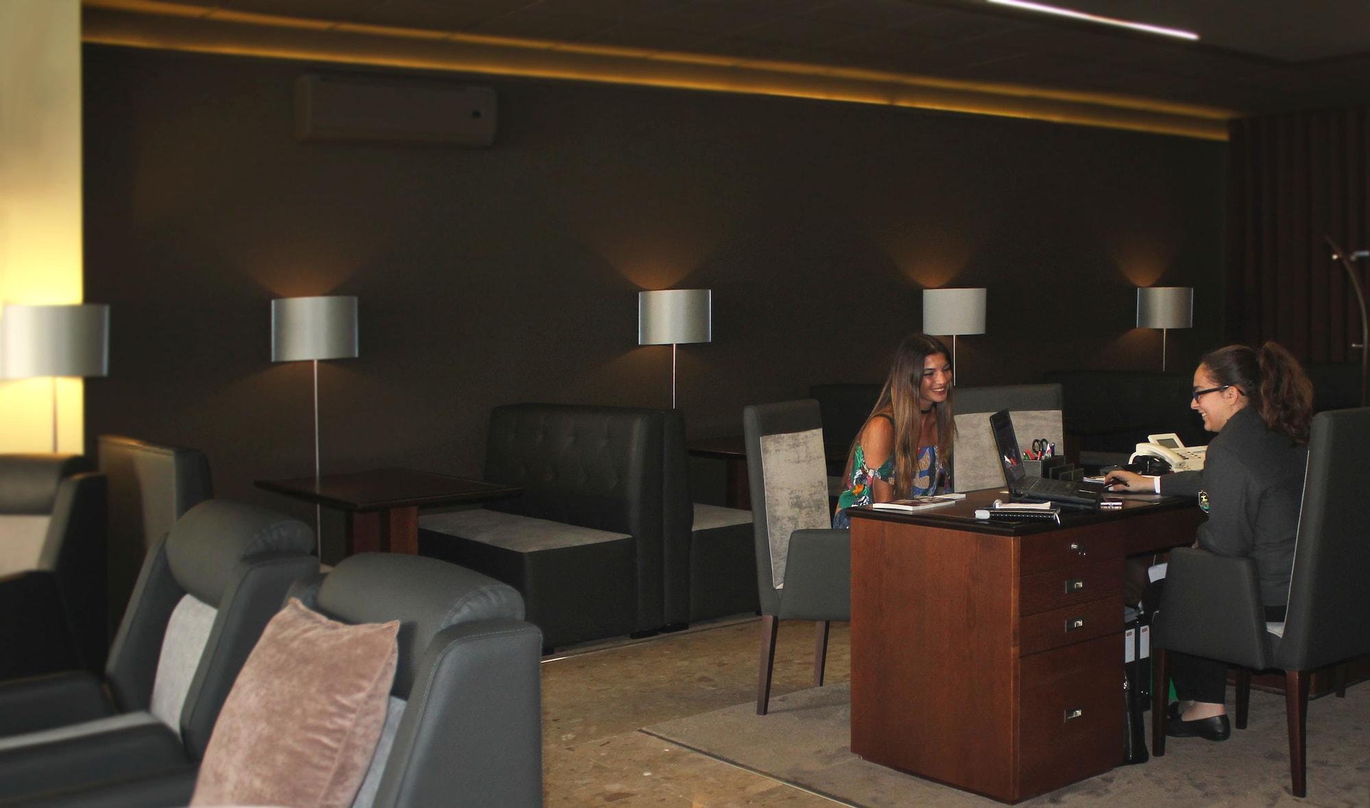 Vista Lobby Hotel M
