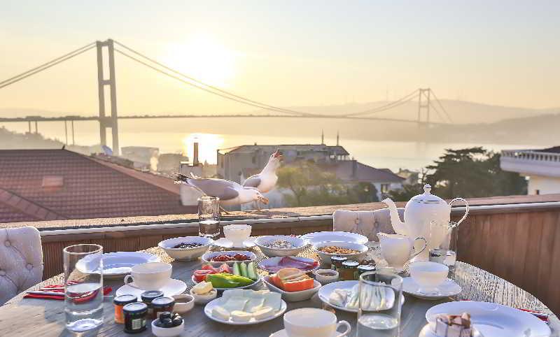 Varios Malta Bosphorus Hotel