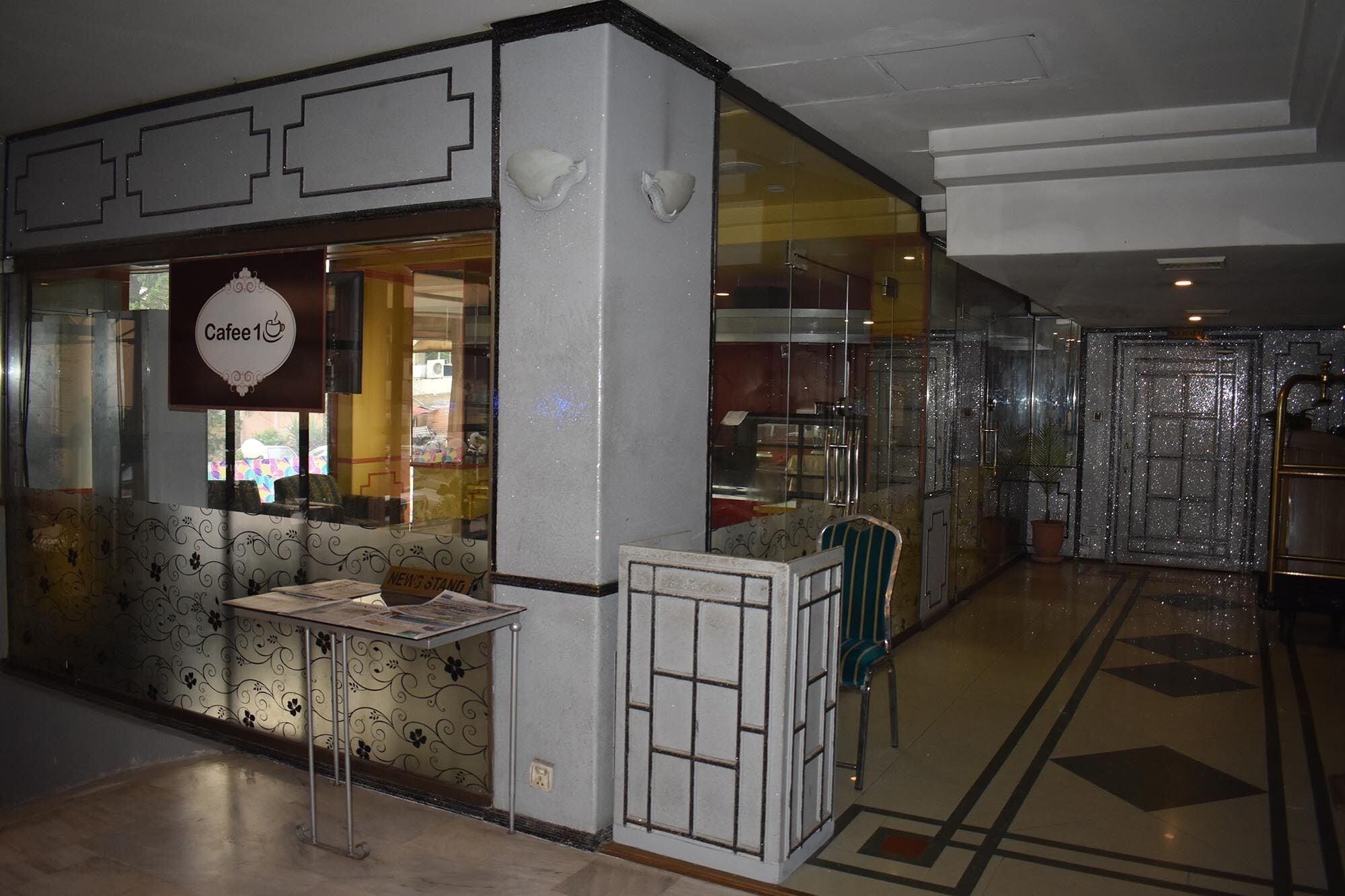 Bar/Salón Hotel Shalimar