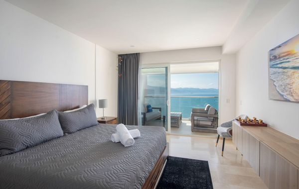 Amazing OCEAN VIEW, BEACHFRONT Access, Stunning POOL - This is the place! - Hoteles con parque acuático en Puerto Vallarta, México