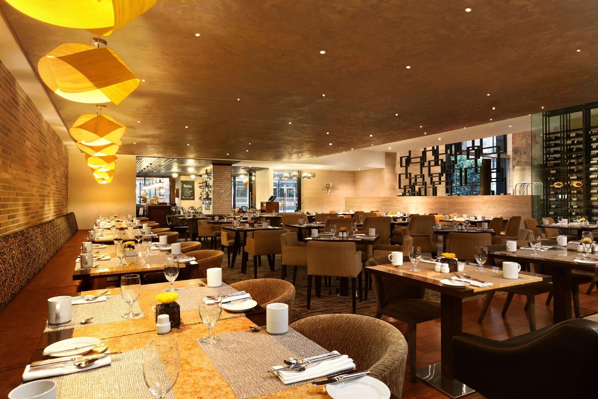 Restaurant Hilton Bogota