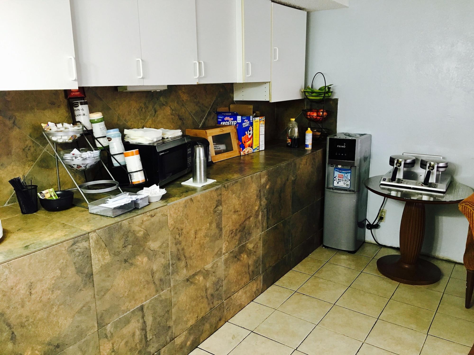 Restaurant Travelodge by Wyndham Reno Downtown