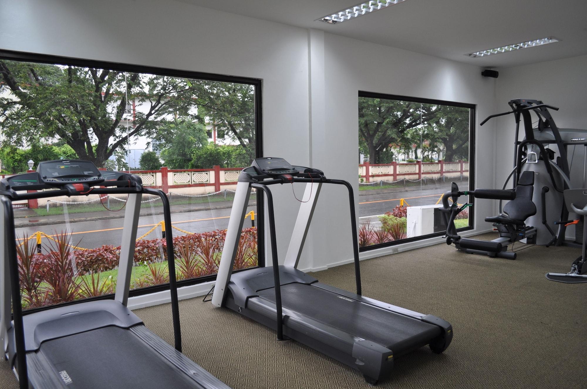 Gimnasio Subic Bay Travelers Hotel & Event Center