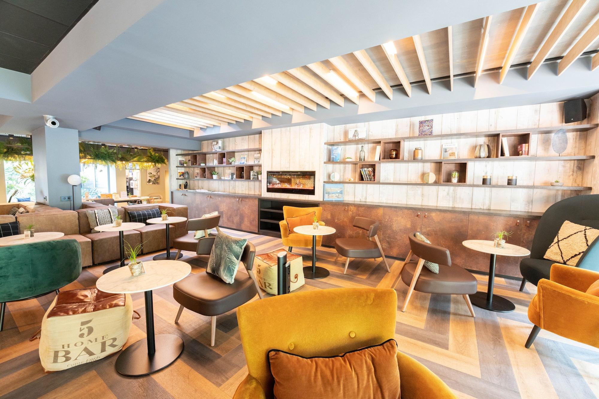 Vista Lobby Novotel Valence Sud