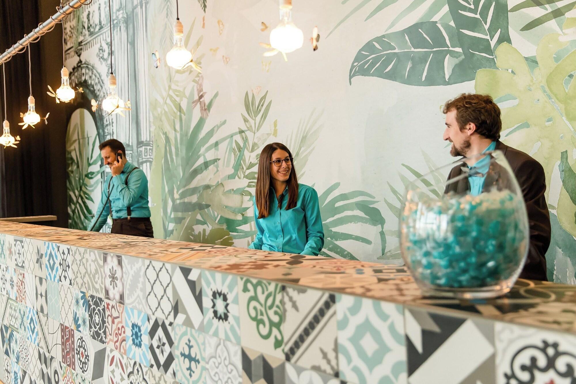 Vista Lobby Motel One Barcelona - Ciutadella