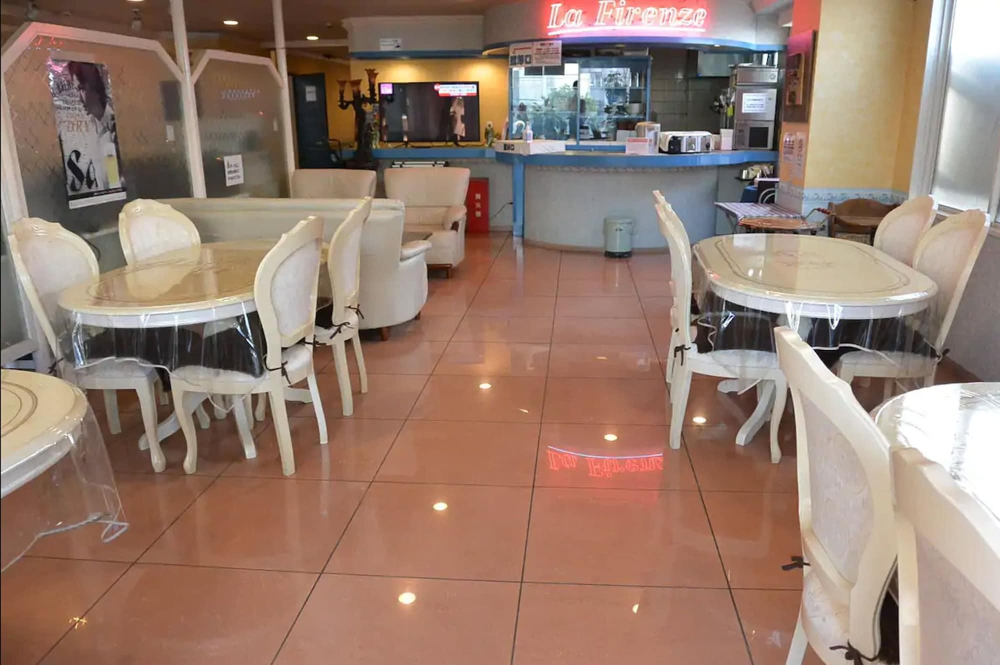 Restaurant BUSINESS HOTEL La Firenze