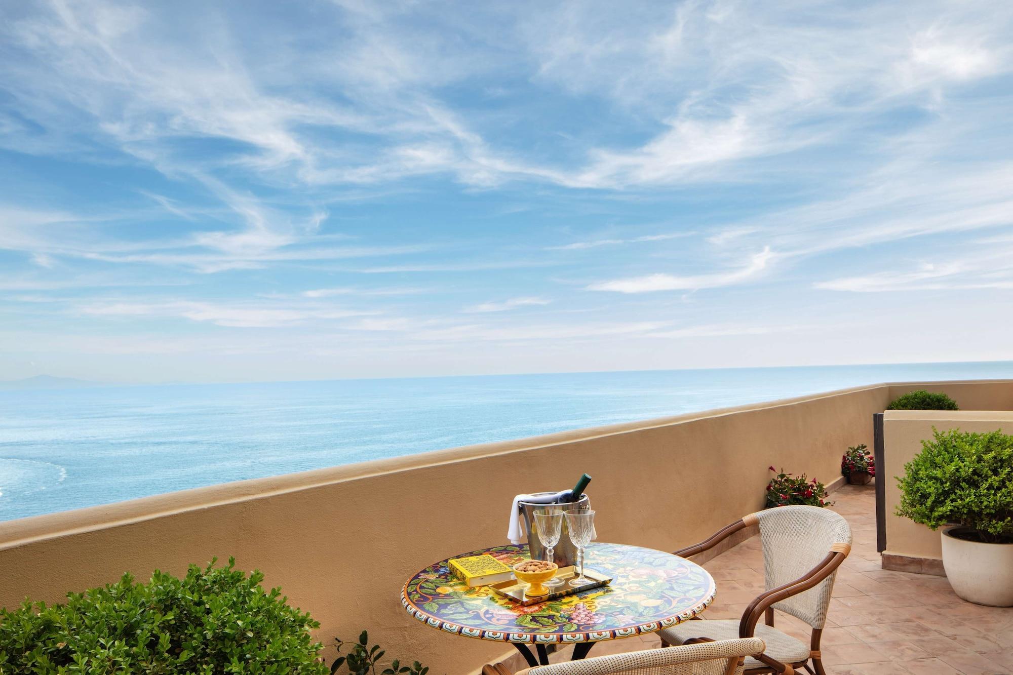 Vista Exterior Anantara Convento di Amalfi Grand Hotel