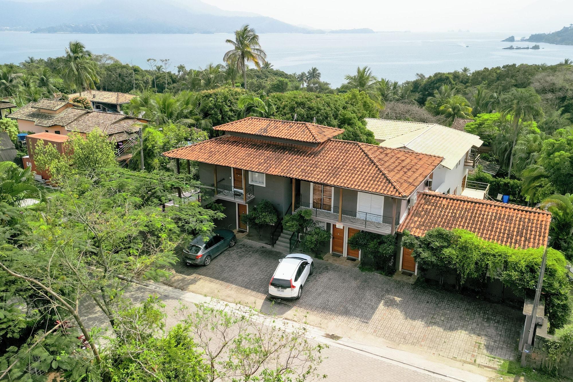 Vista Exterior Velinn Pousada Iguana Azul