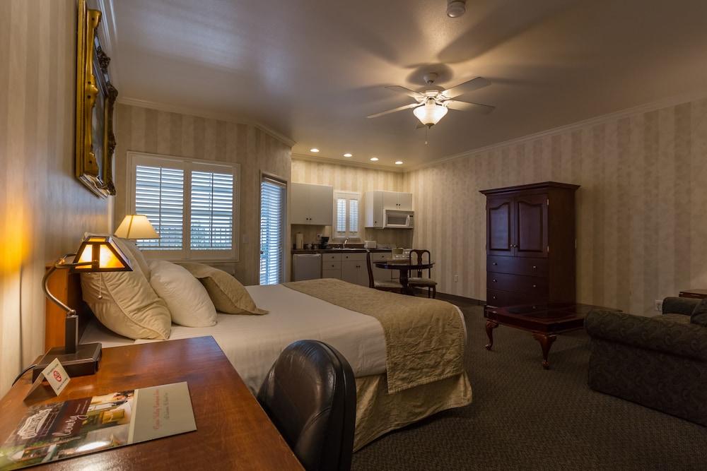Habitación Grass Valley Courtyard Suites