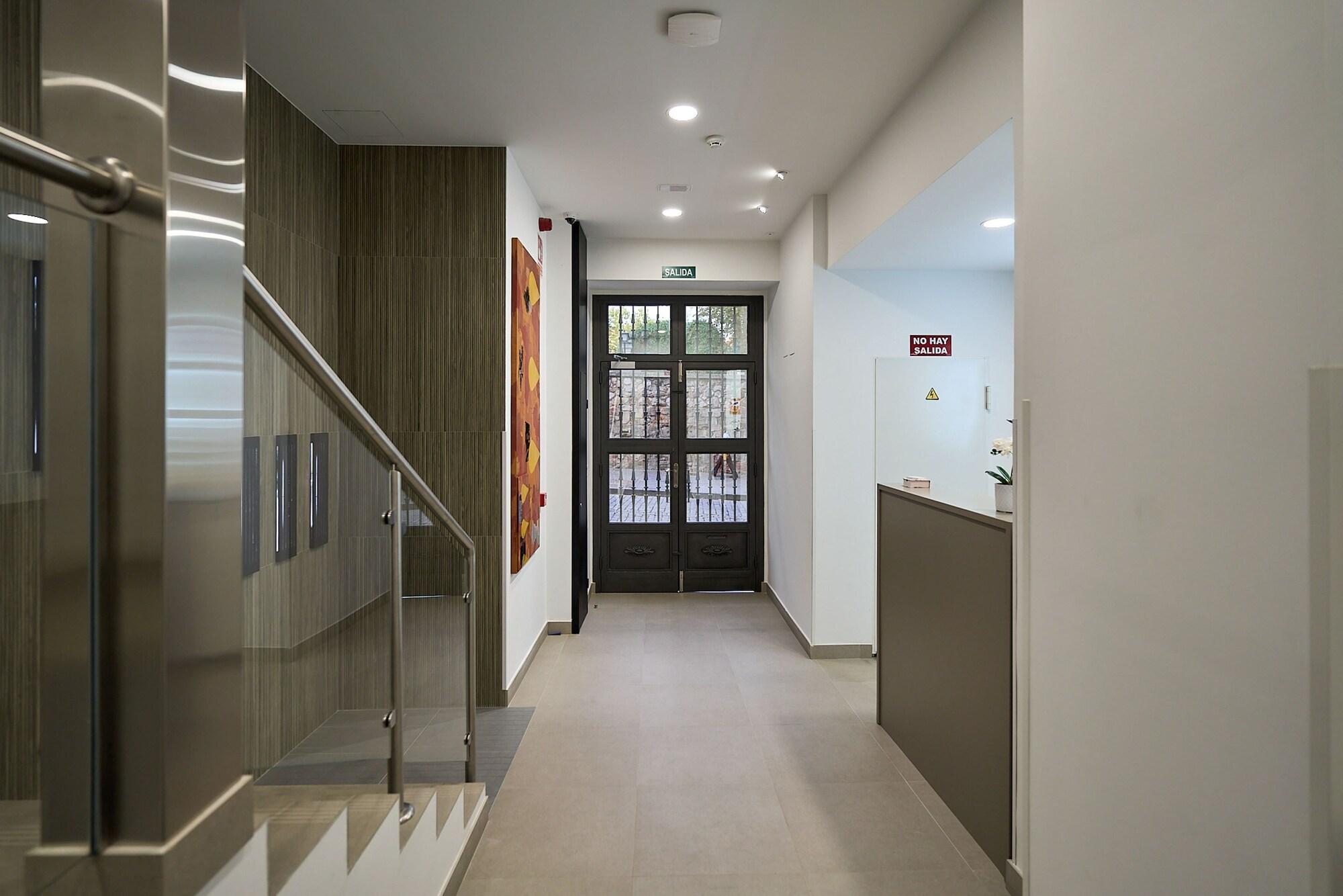 Vista Lobby Ines Luna Suites