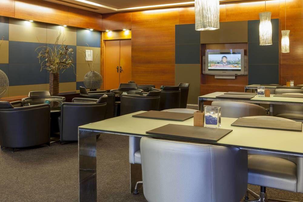 Bar/Salón AC Hotel Aravaca by Marriott