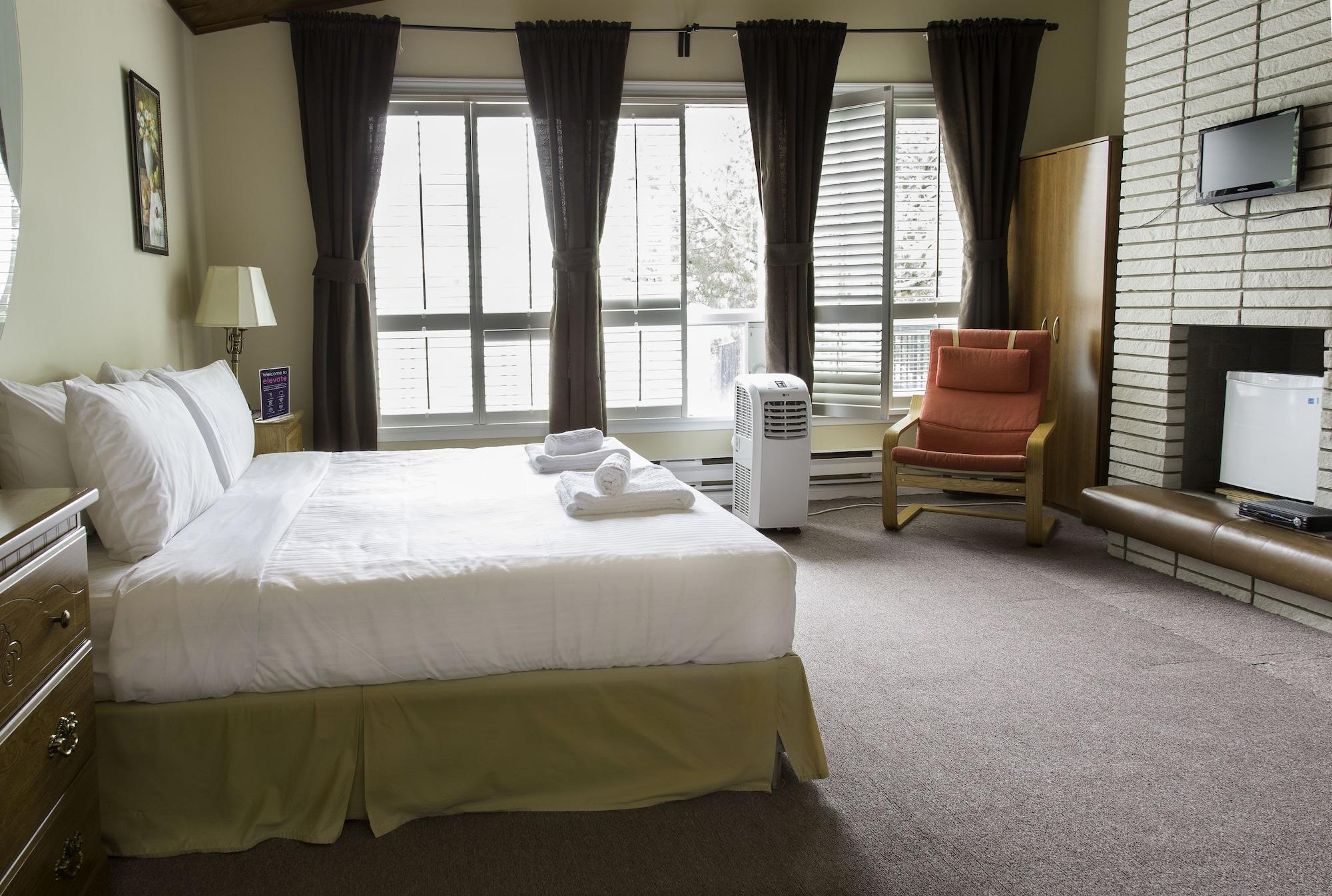 Varios Elevate Rooms Parkside Retreat B&B
