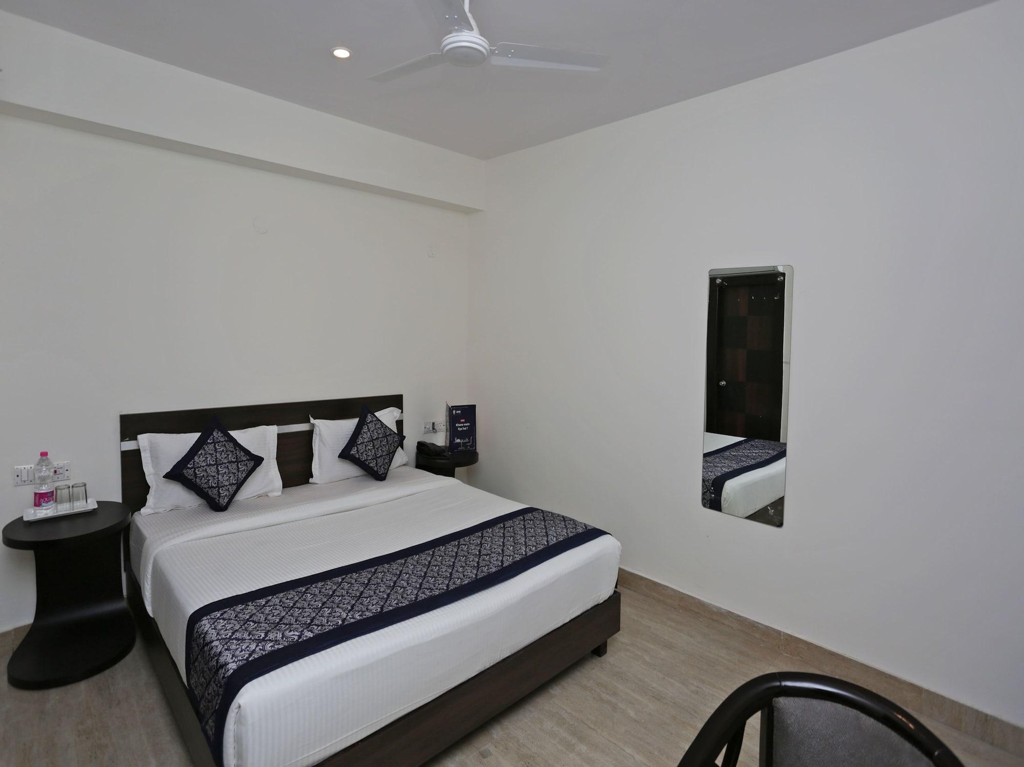 Varios OYO 12171 Hotel Sky View