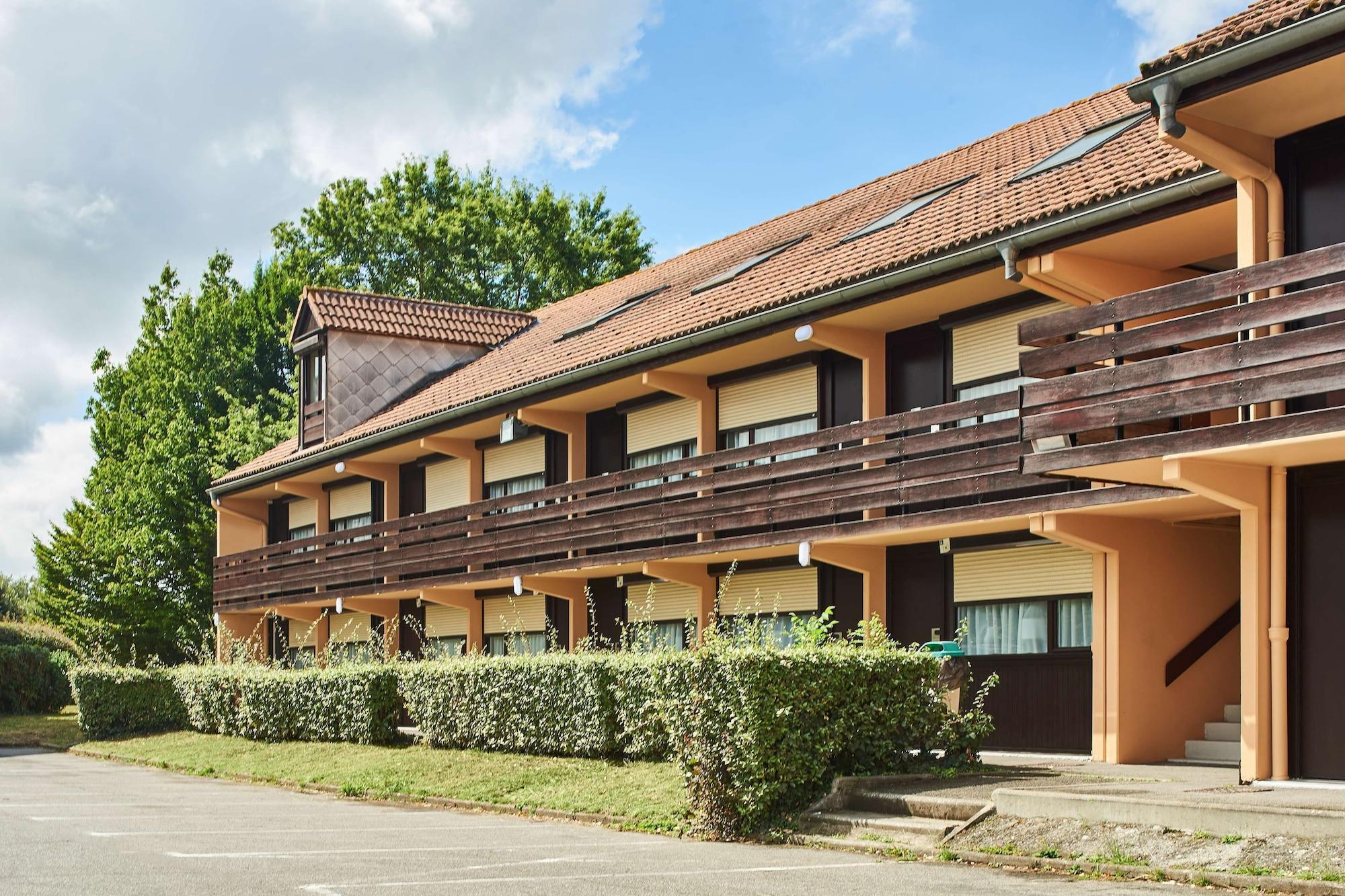 Vista Exterior Kyriad Tarbes - Bastillac