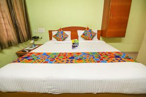 Alojamiento - FabHotel SSB Residency