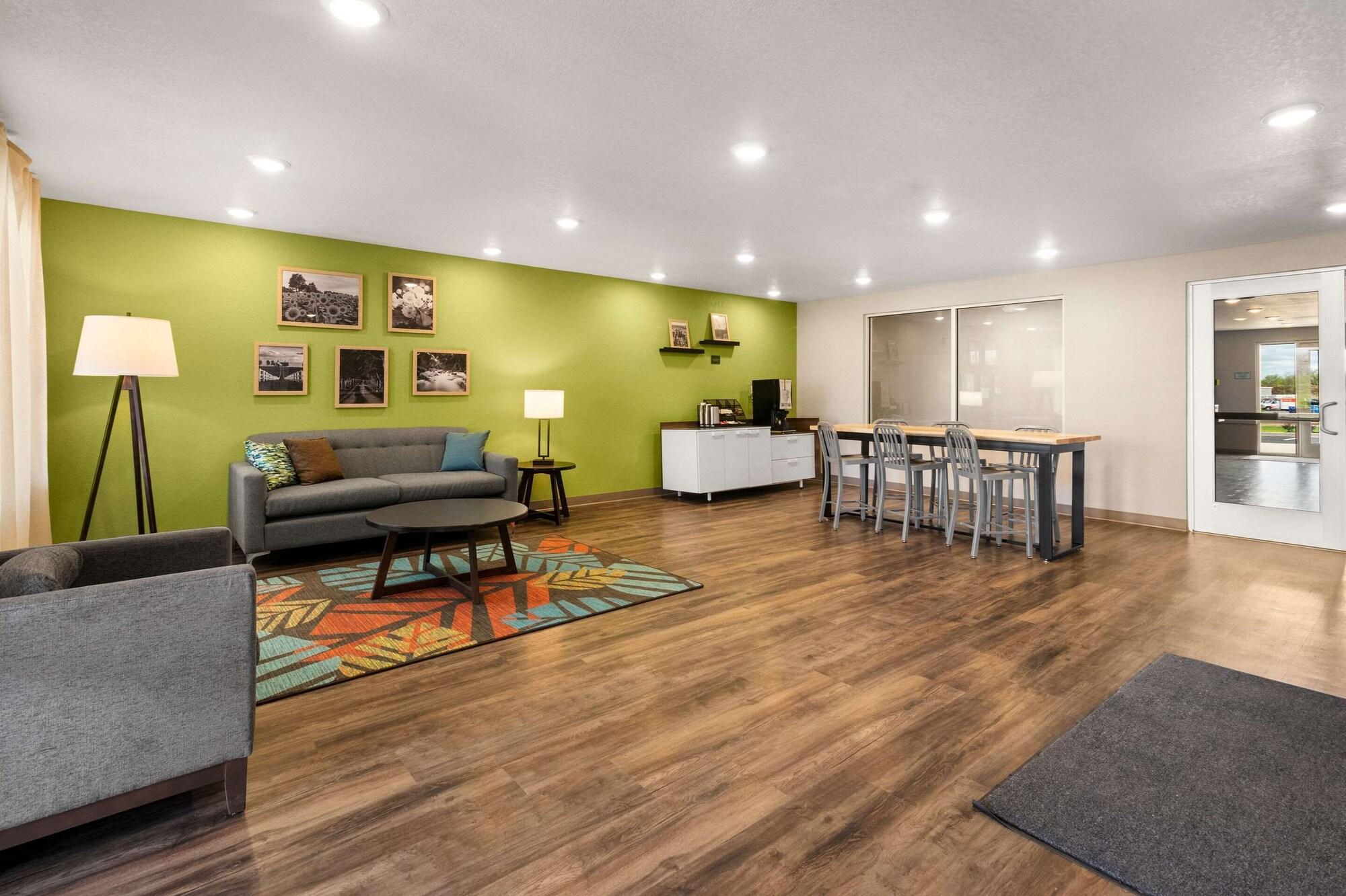 Vista Lobby Woodspring Suites Bowling Green I-65