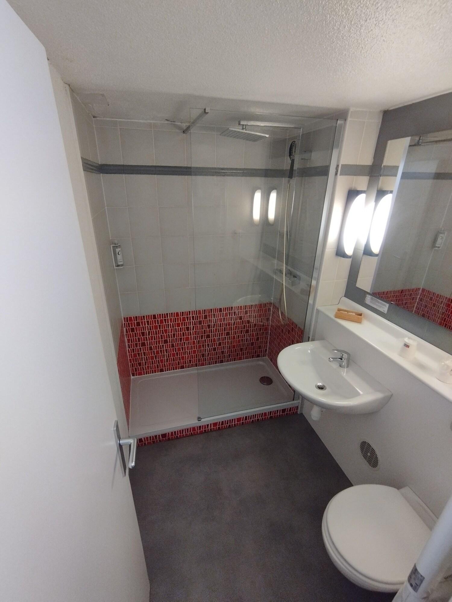 Equipamiento de Habitación Kyriad Rouen Sud - Oissel