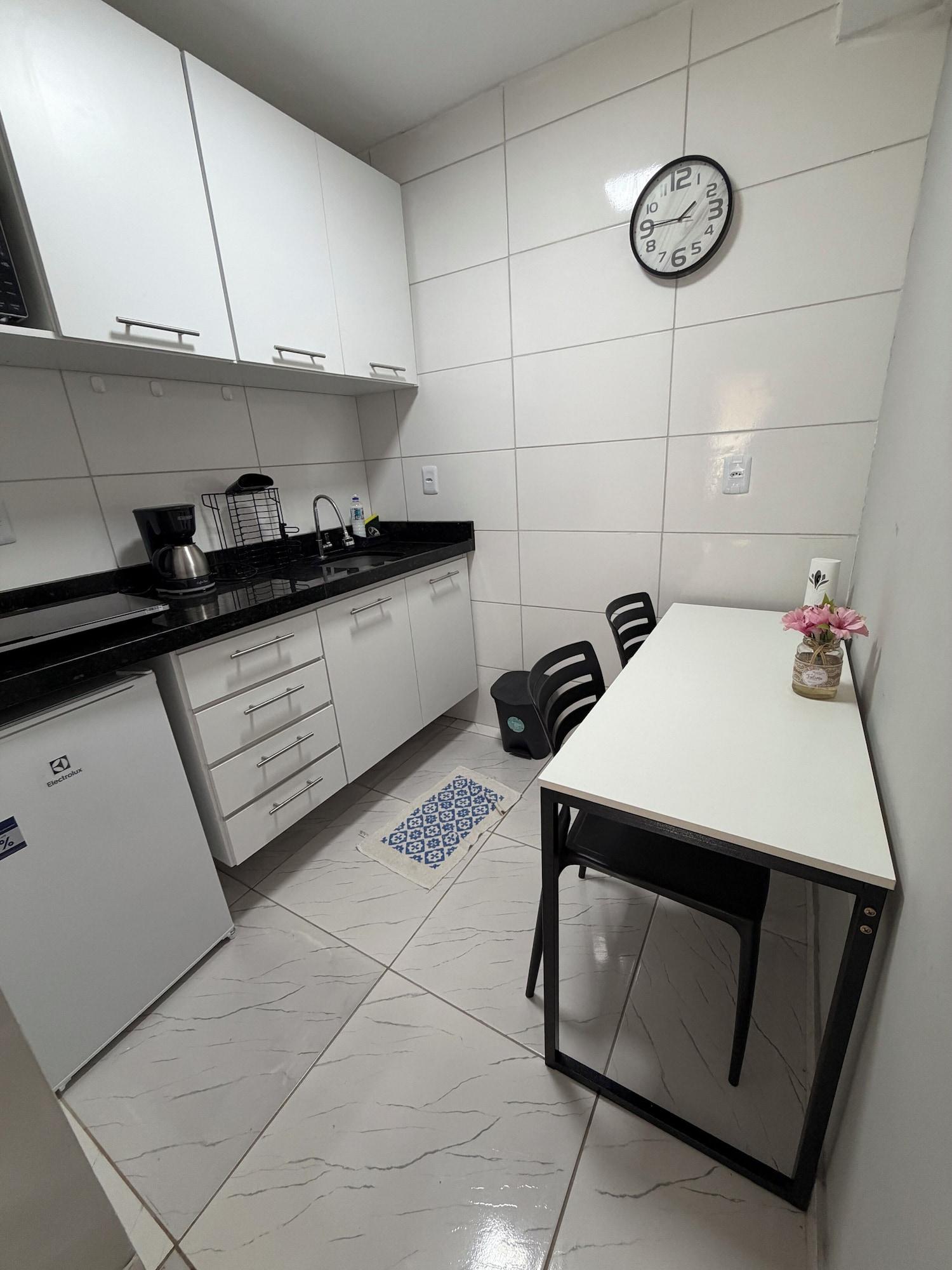 Equipamiento de Habitación Casa Laranja com Split e Wi-Fi 700 MB