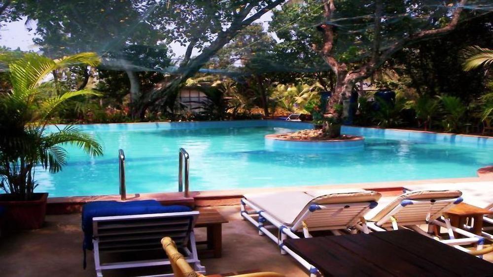 Vista Piscina Little Italy
