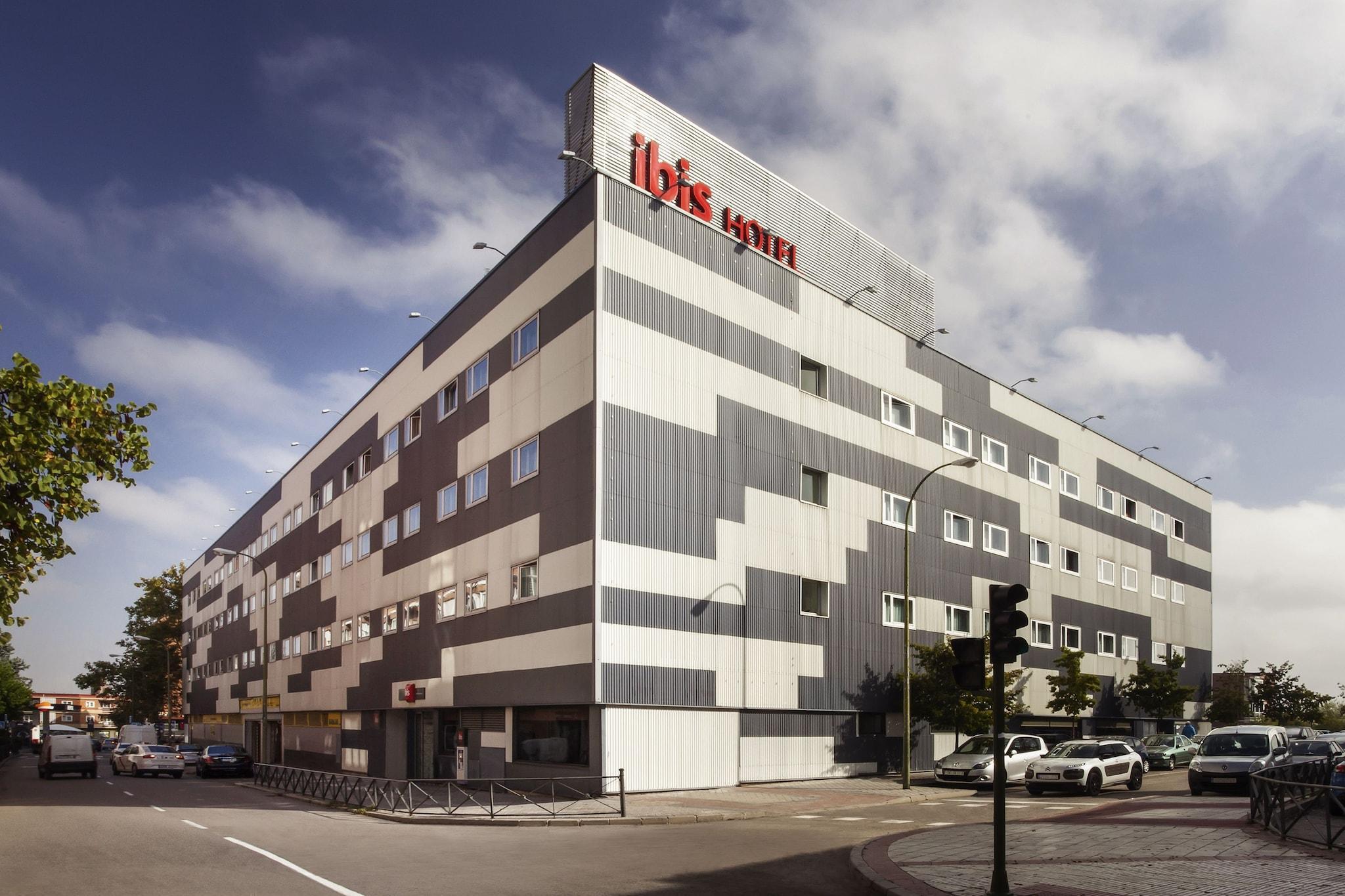 Vista Exterior ibis Madrid Aeropuerto Barajas