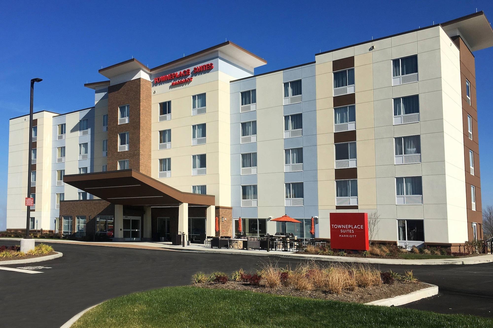 Vista Exterior TownePlace Suites Grove City Mercer/Outlets