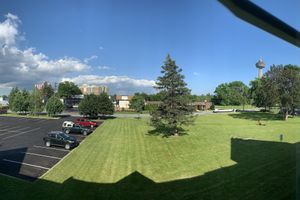 Alojamiento - Falls Lodge and Suites