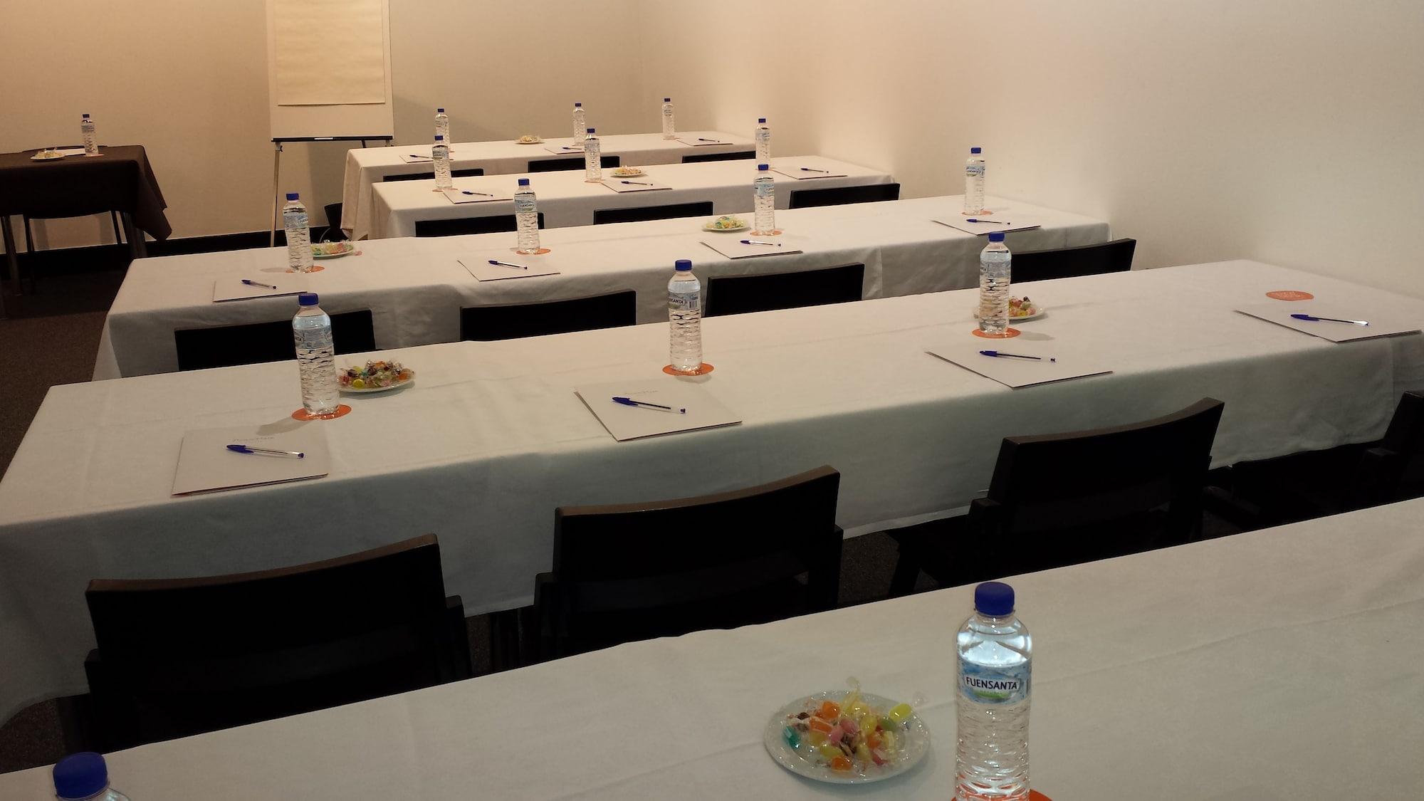 Sala de Reuniones Hotel Clarín