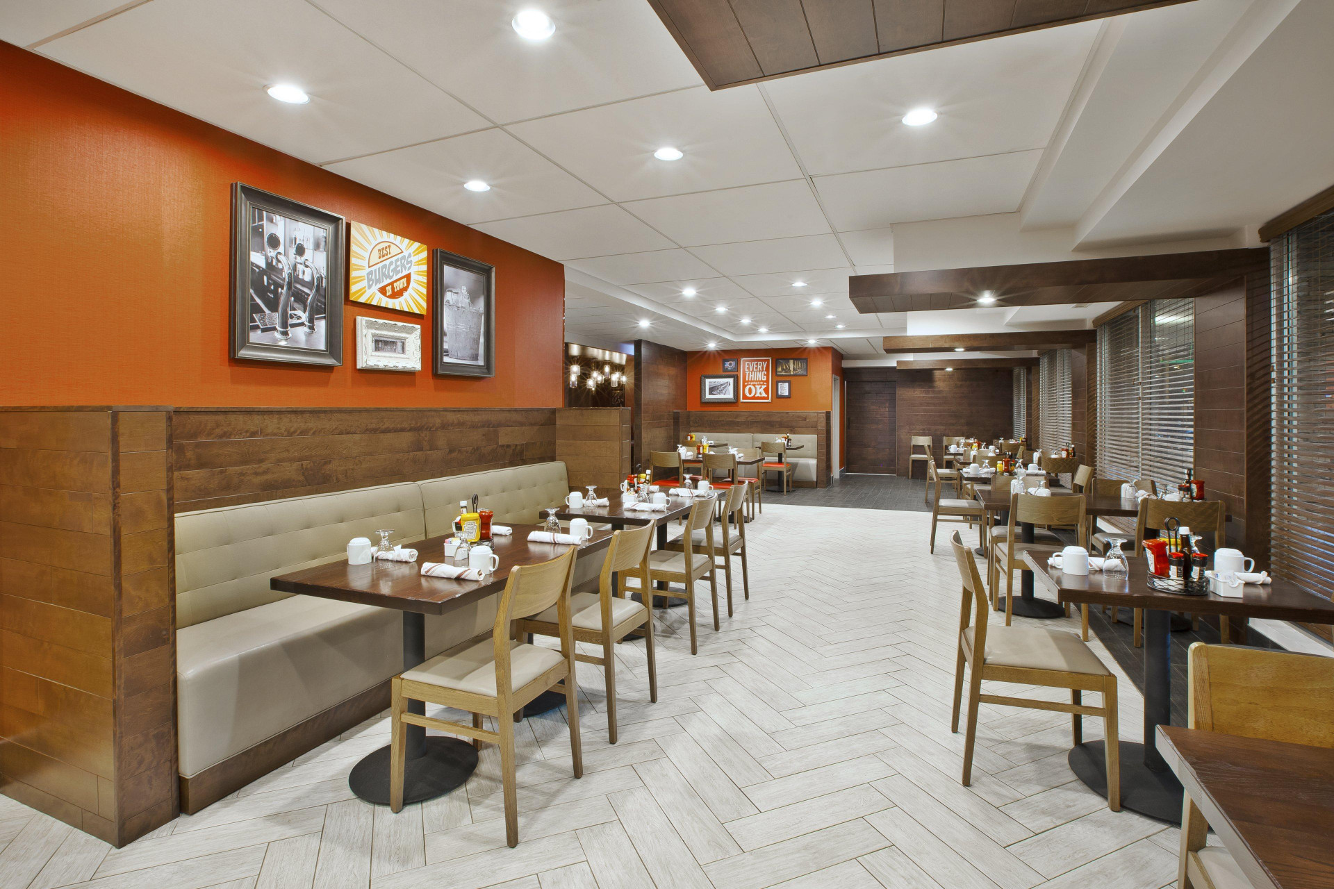 Restaurant Holiday Inn Columbus Dwtn-Capitol Square by IHG