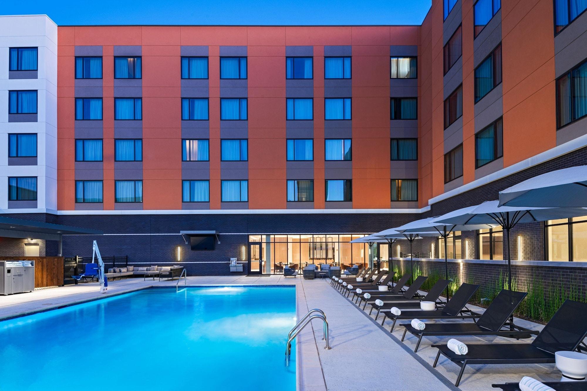 Vista Piscina AC Hotel By Marriott Waco Downtown
