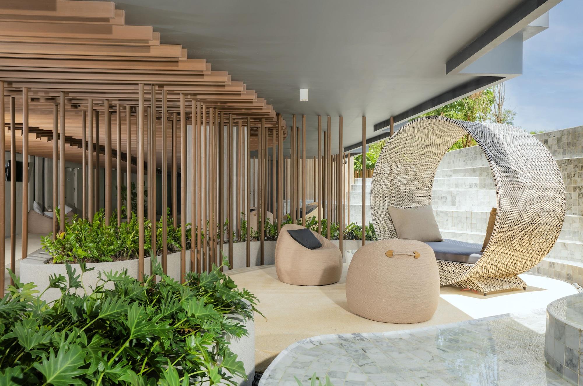 Vista Lobby Bayphere Hotel Pattaya JC